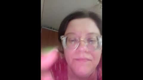 Snapshot of webgirl2 chatting on June 1, 2026, 12:29 pm Marina online show from June 1, 2026, 12:29 pm