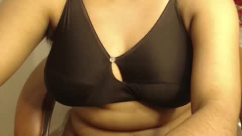 Snapshot of webshowxxx chatting on March 6, 2026, 9:22 pm mina online show from March 6, 2026, 9:22 pm