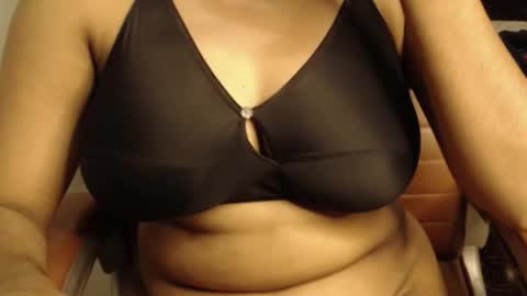 Snapshot of webshowxxx chatting on March 7, 2026, 11:13 pm mina online show from March 7, 2026, 11:13 pm