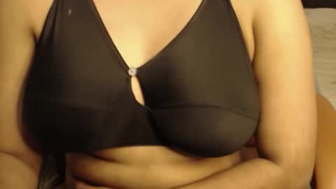Snapshot of webshowxxx chatting on March 9, 2026, 12:53 pm mina online show from March 9, 2026, 12:53 pm