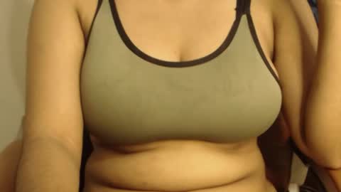 Snapshot of webshowxxx chatting on April 1, 2026, 4:48 pm mina online show from April 1, 2026, 4:48 pm