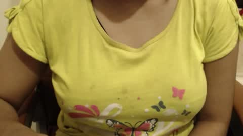 Snapshot of webshowxxx chatting on April 2, 2026, 8:23 am mina online show from April 2, 2026, 8:23 am