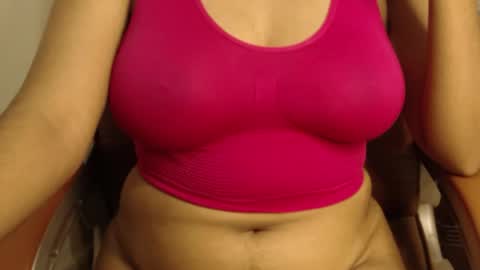 Snapshot of webshowxxx chatting on April 13, 2026, 7:19 pm mina online show from April 13, 2026, 7:19 pm