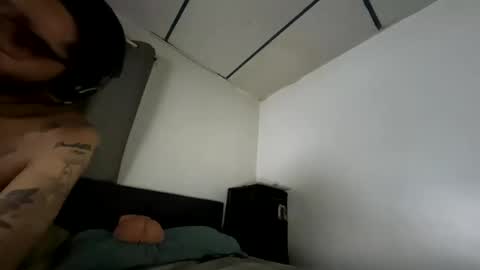 ShootingWebs online show from January 8, 2026, 5:43 am