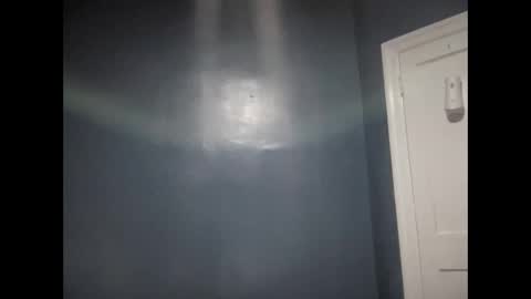 wedifferent_ online show from October 4, 2025, 9:07 am