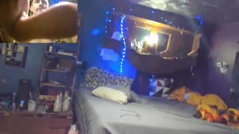 Snapshot of wednesdayhill chatting on December 21, 2024, 12:38 pm Wednesday online show from December 21, 2024, 12:38 pm