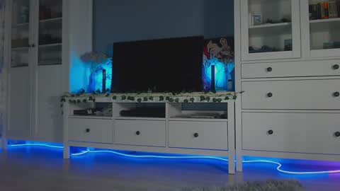 Snapshot of weed_princesss chatting on January 29, 2025, 3:26 pm  moon  online show from January 29, 2025, 3:26 pm