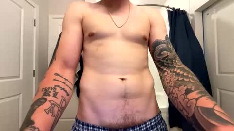 Snapshot of weeklymarz97 chatting on October 26, 2025, 7:09 pm weeklymarz97 online show from October 26, 2025, 7:09 pm