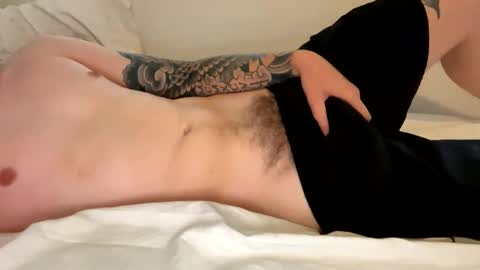 Snapshot of weeklymarz97 chatting on October 27, 2025, 2:54 pm weeklymarz97 online show from October 27, 2025, 2:54 pm