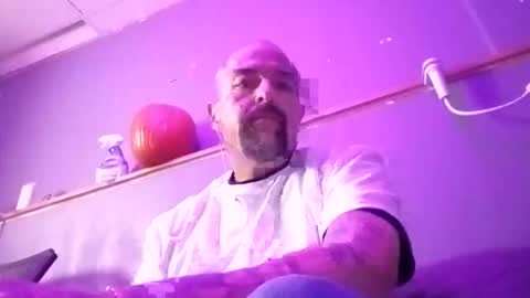 Snapshot of wellhung9ind13 chatting on November 12, 2025, 5:35 pm Champ9in online show from November 12, 2025, 5:35 pm