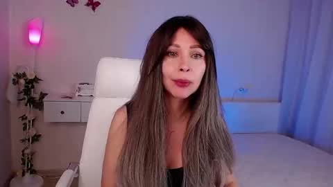 Snapshot of wendifoster chatting on March 31, 2026, 8:20 pm Wendi Foster online show from March 31, 2026, 8:20 pm