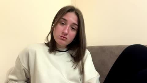 Anna online show from May 4, 2026, 2:46 pm