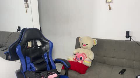 Wendy Alex online show from March 14, 2026, 1:23 am