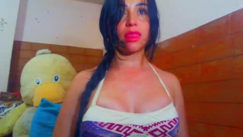 TaTis online show from February 12, 2025, 7:56 pm