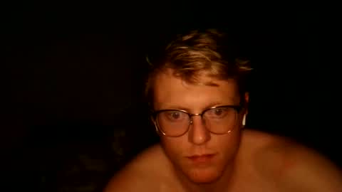 Snapshot of wesdenver chatting on March 30, 2026, 11:33 am wesdenver online show from March 30, 2026, 11:33 am