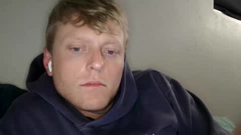 Snapshot of wesdenver chatting on May 1, 2026, 9:36 am wesdenver online show from May 1, 2026, 9:36 am