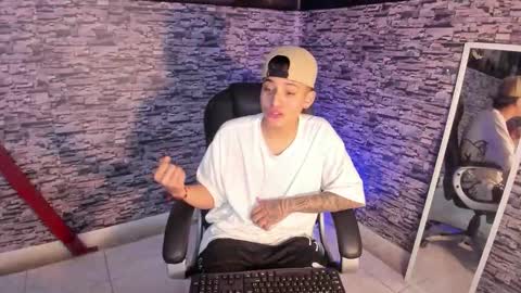 Wesley Boy online show from March 3, 2026, 8:04 pm