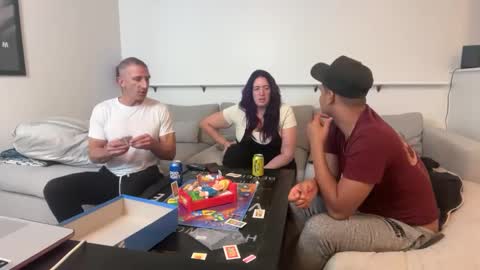 Snapshot of wesmyers chatting on September 25, 2025, 5:33 am WesMyers online show from September 25, 2025, 5:33 am