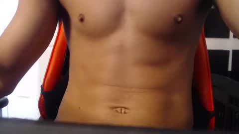 Snapshot of wet4200 chatting on November 6, 2025, 6:03 am Wet online show from November 6, 2025, 6:03 am