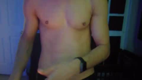 Snapshot of wet4200 chatting on April 4, 2026, 6:22 am Wet online show from April 4, 2026, 6:22 am