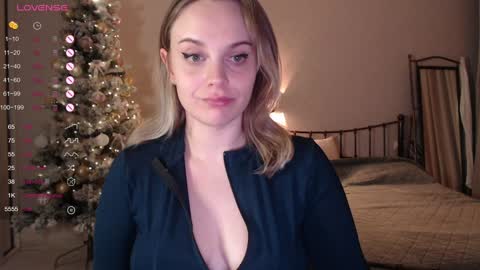 Lana online show from December 20, 2024, 8:01 pm