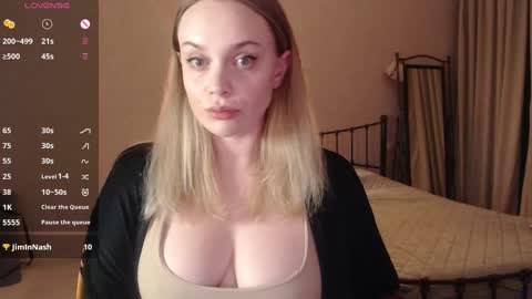 Snapshot of wet_lana chatting on March 12, 2025, 5:07 pm Lana online show from March 12, 2025, 5:07 pm