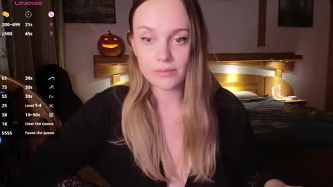 Snapshot of wet_lana chatting on October 28, 2025, 7:49 pm Lana online show from October 28, 2025, 7:49 pm