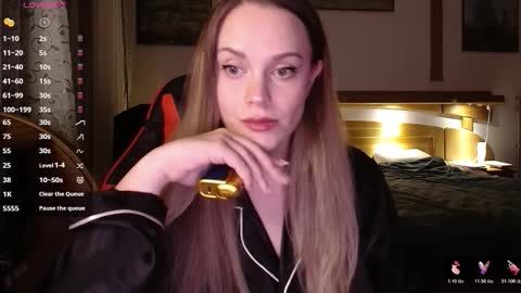 Snapshot of wet_lana chatting on November 12, 2025, 9:25 pm Lana online show from November 12, 2025, 9:25 pm