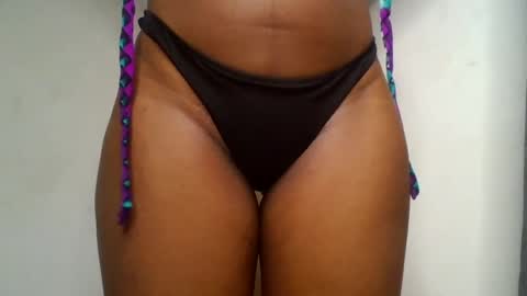 Snapshot of wet_pussieyy chatting on June 26, 2026, 10:19 am wet_pussieyy online show from June 26, 2026, 10:19 am