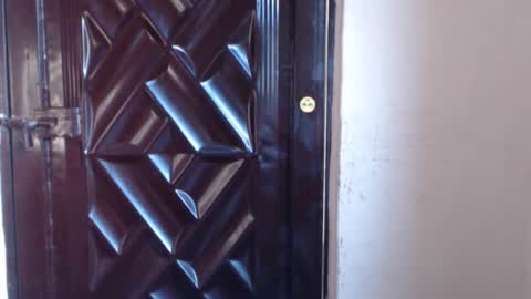 Bella online show from October 29, 2025, 9:00 am