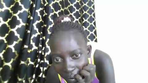 Snapshot of wet_pussy2025 chatting on November 4, 2025, 8:30 pm wet_pussy2025 online show from November 4, 2025, 8:30 pm