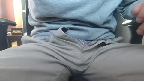 Snapshot of wetbigdickstream chatting on May 1, 2026, 9:52 pm Wetbigdickstream online show from May 1, 2026, 9:52 pm