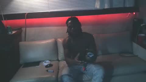 Snapshot of wetdreamsz101 chatting on November 22, 2025, 10:25 am wetdreamz101 online show from November 22, 2025, 10:25 am