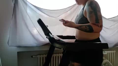 Snapshot of wetgerman2 chatting on January 19, 2026, 11:36 am Wetgerman online show from January 19, 2026, 11:36 am