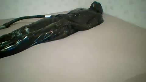 Snapshot of wetnbound chatting on December 5, 2025, 8:38 pm wetnbound online show from December 5, 2025, 8:38 pm