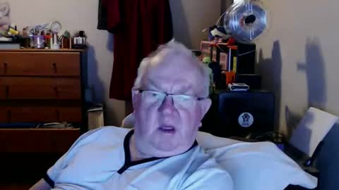 Snapshot of wetroller chatting on May 29, 2026, 11:30 am Wetroller online show from May 29, 2026, 11:30 am