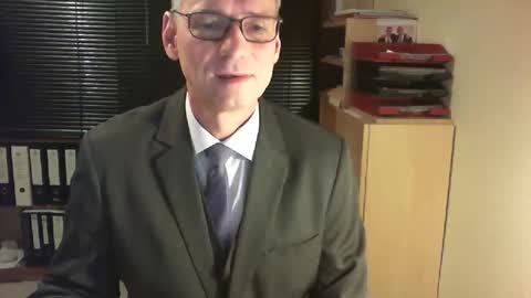 Snapshot of wetsuitedman chatting on January 15, 2026, 4:55 pm Franz online show from January 15, 2026, 4:55 pm