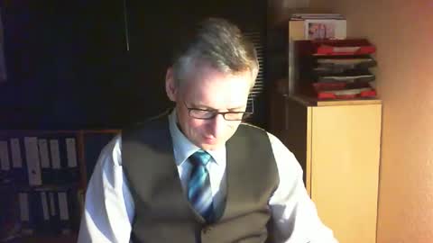 Snapshot of wetsuitedman chatting on February 20, 2026, 4:40 pm Franz online show from February 20, 2026, 4:40 pm