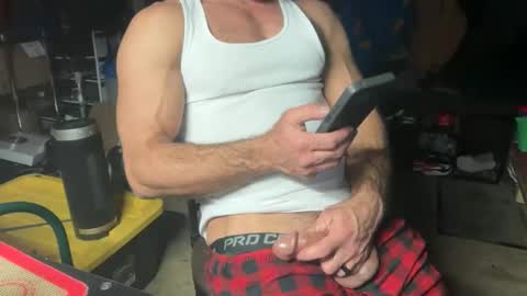 Snapshot of whackingmywilly chatting on December 16, 2025, 1:21 am whackingmywilly online show from December 16, 2025, 1:21 am