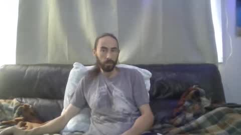 Snapshot of whaler84 chatting on December 18, 2025, 12:33 pm Whaler84 online show from December 18, 2025, 12:33 pm