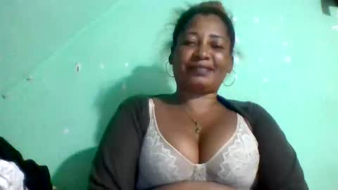 Snapshot of wharda chatting on June 8, 2026, 5:02 pm wharda online show from June 8, 2026, 5:02 pm