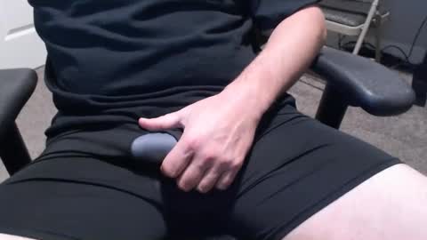 Snapshot of what_u_crave chatting on March 8, 2025, 7:49 am what do we all crave online show from March 8, 2025, 7:49 am