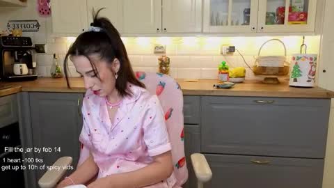 Snapshot of whats_her_name chatting on January 11, 2026, 5:40 pm Victoria Maria online show from January 11, 2026, 5:40 pm