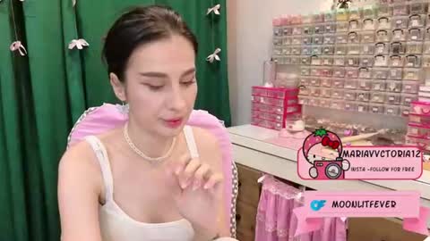 Snapshot of whats_her_name chatting on July 5, 2026, 6:59 pm Victoria Maria online show from July 5, 2026, 6:59 pm