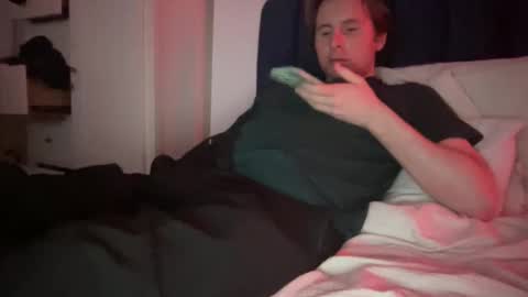 whatyouwantyouknowigotit online show from November 5, 2025, 10:32 pm