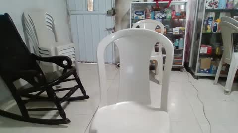 Snapshot of white_boy84723 chatting on January 20, 2025, 1:11 pm white boy online show from January 20, 2025, 1:11 pm