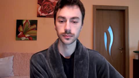 Snapshot of white_sport chatting on September 30, 2025, 12:32 pm Tom online show from September 30, 2025, 12:32 pm