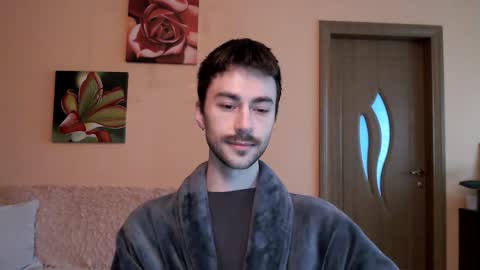 Snapshot of white_sport chatting on October 3, 2025, 12:13 pm Tom online show from October 3, 2025, 12:13 pm