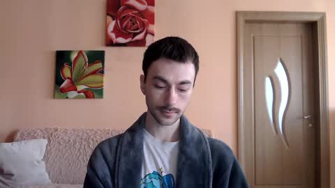 Tom online show from April 2, 2026, 9:40 am