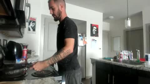 just  str8 stud nut  1000 online show from January 12, 2026, 5:51 pm